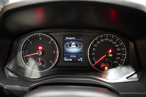 Volkswagen Amarok 15 of 24