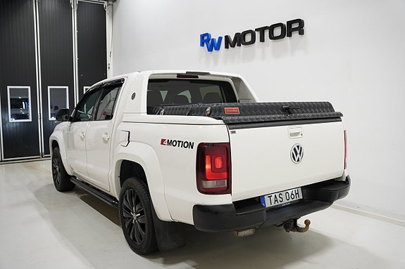 Volkswagen Amarok 5 of 5