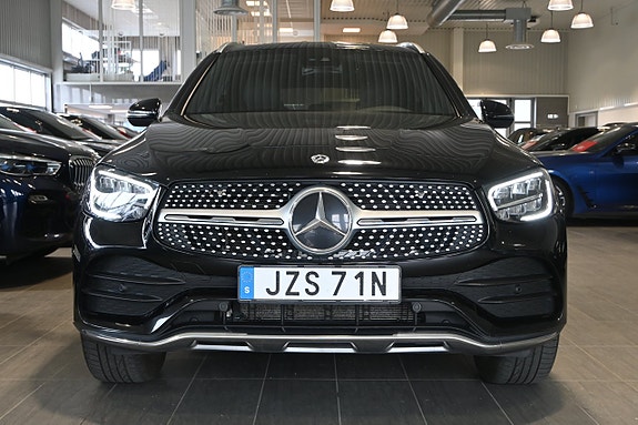 Mercedes-Benz GLC300 de 5 of 5