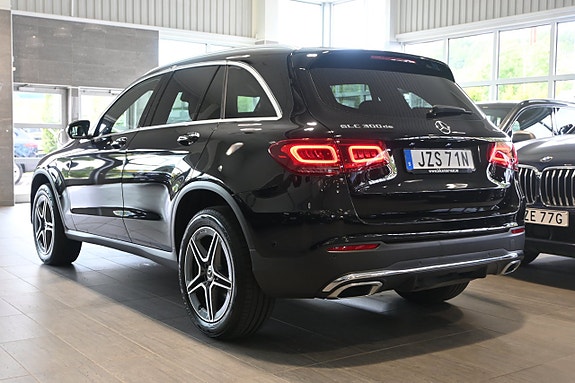 Mercedes-Benz GLC300 de 3 of 5