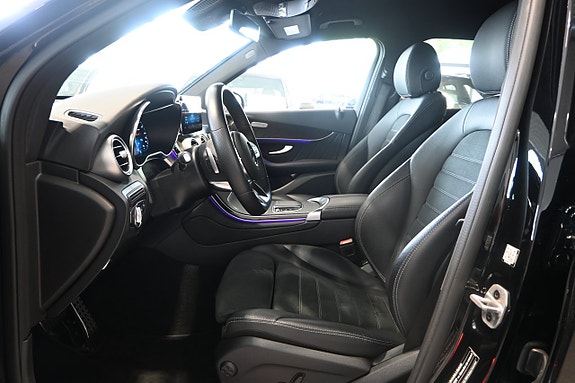 Mercedes-Benz GLC300 de 8 of 24