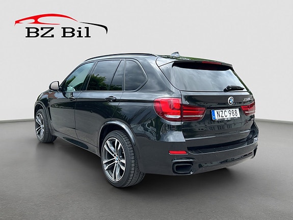 BMW X5 3 of 5