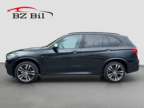 BMW X5 2 of 5