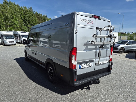 Rapido Van 62 Exklusive 160 hk, automat, fransk säng, dragkrok, kanonfin 5 of 5