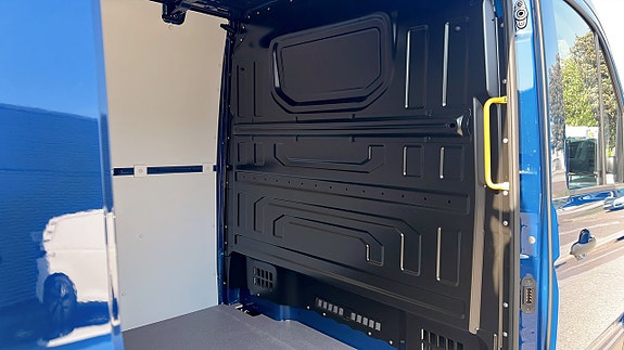 Volkswagen Crafter 14 of 15