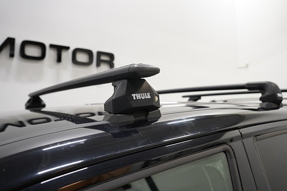 Volkswagen Amarok 3 of 5