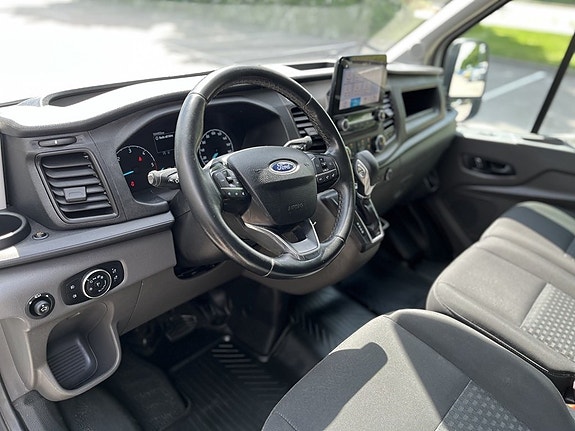 Ford Transit 14 of 17