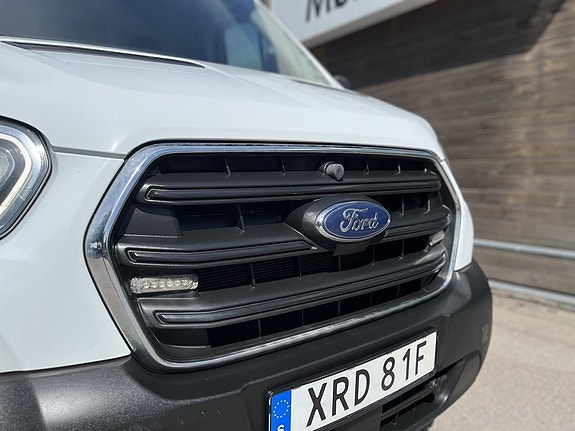 Ford Transit 8 of 17