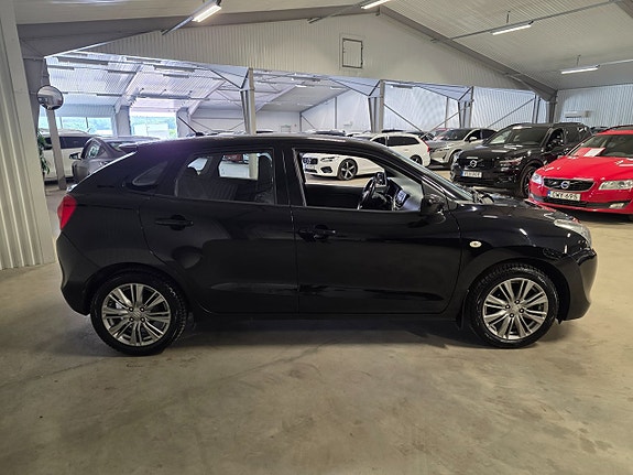 Suzuki Baleno 3 of 5