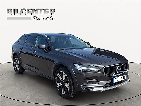 Volvo V90 Cross Country