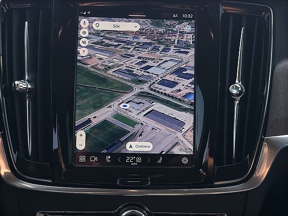 Volvo V90 Cross Country 16 of 24