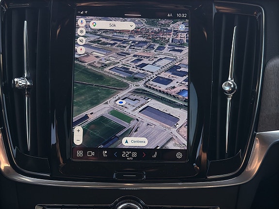 Volvo V90 Cross Country 16 of 24