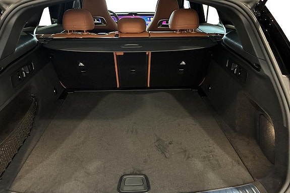 Mercedes-Benz GLC400 10 of 14