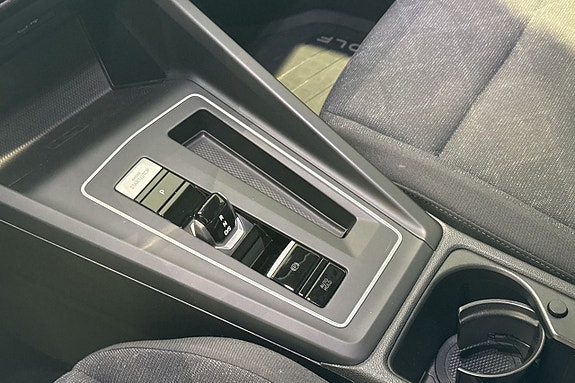 Volkswagen Golf I 17 of 30