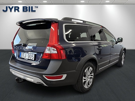 Volvo XC70 3 of 5
