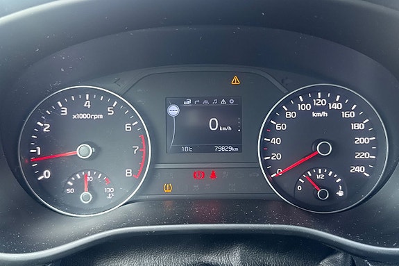 Kia Sportage 14 of 23
