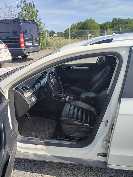 Volkswagen Passat Alltrack 5 of 5