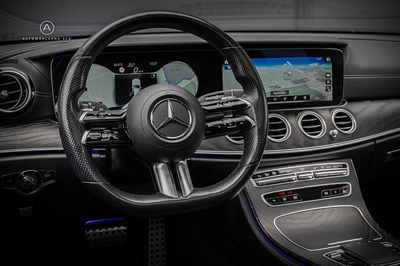 Mercedes-Benz E300 7 of 24