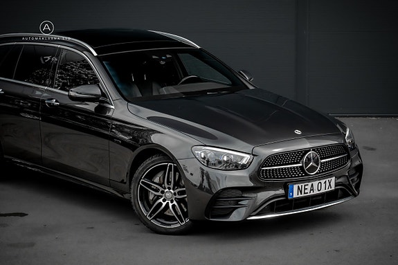 Mercedes-Benz E300 6 of 24