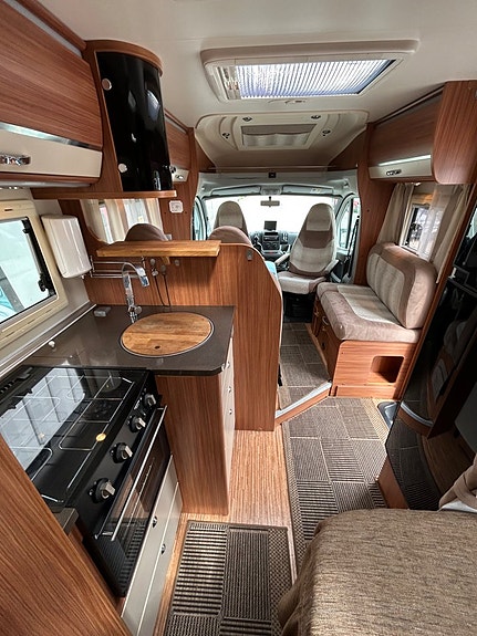 Adria CORAL S 680 ST 3,0 L, 160HK, AC, DRAG 14 of 20