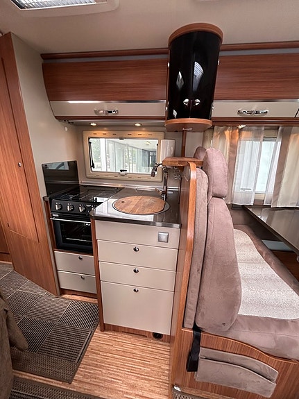 Adria CORAL S 680 ST 3,0 L, 160HK, AC, DRAG 6 of 20
