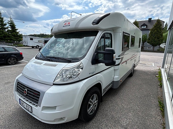 Adria CORAL S 680 ST 3,0 L, 160HK, AC, DRAG 19 of 20