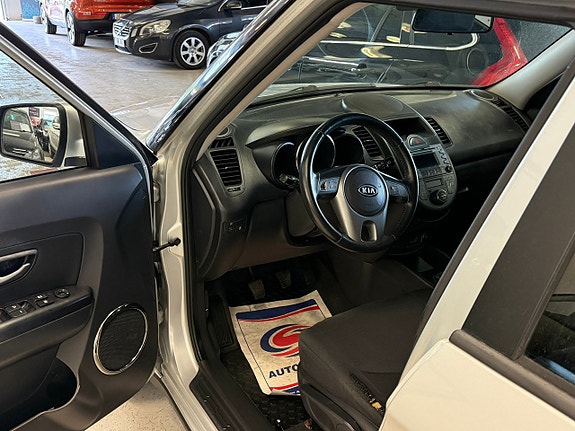 Kia Soul 10 of 18