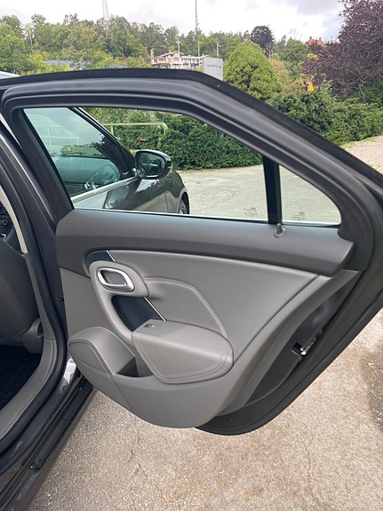 Saab 9-5 14 of 23