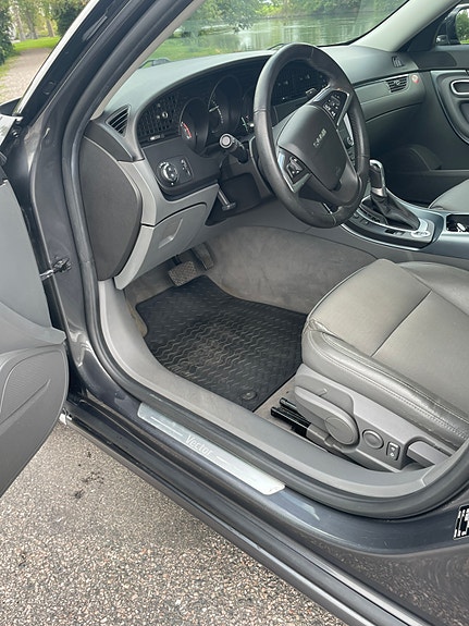 Saab 9-5 18 of 23