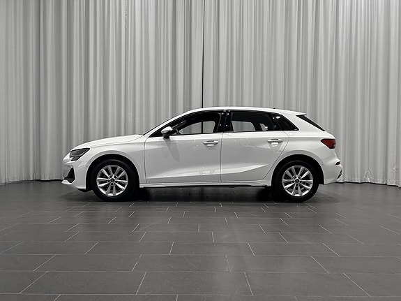 Audi A3 2 of 14