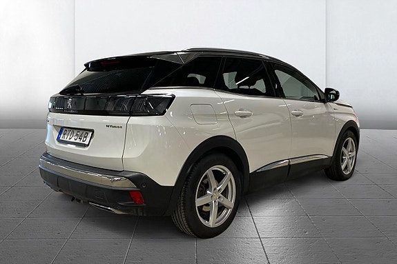 Peugeot 3008 4 of 5