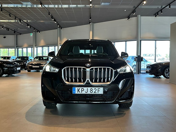 BMW X1 2 of 5