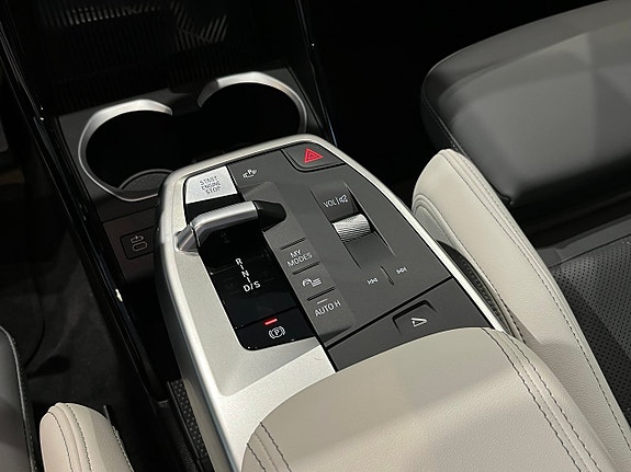 BMW X1 14 of 19
