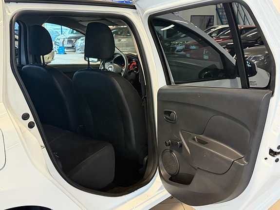 Dacia Logan 11 of 15