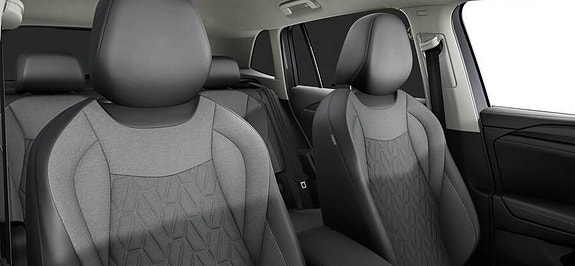 Volkswagen Tiguan 5 of 5