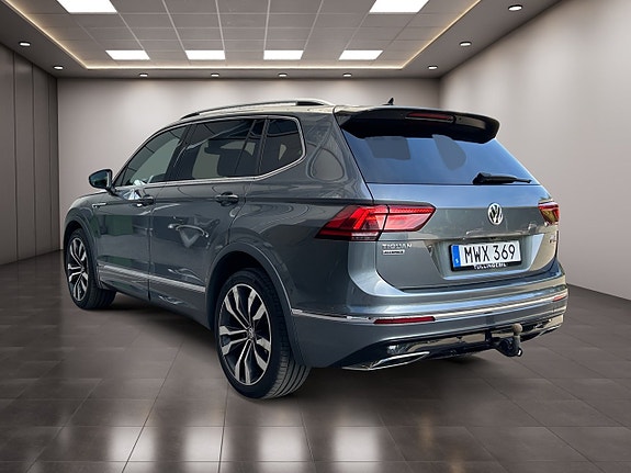 Volkswagen Tiguan Allspace 4 of 5