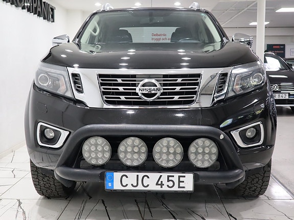 Nissan Navara 2 of 5