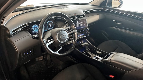 Hyundai Tucson 4 of 12