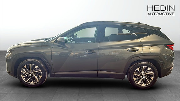 Hyundai Tucson 6 of 12