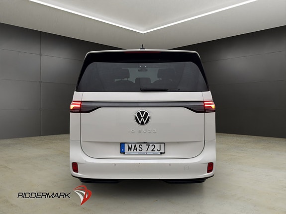 Volkswagen ID. Buzz 8 of 30