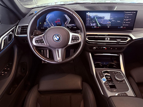 BMW i4 4 of 5