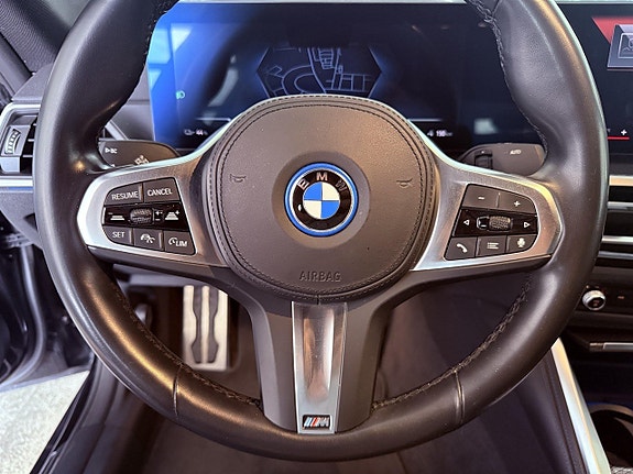 BMW i4 14 of 20