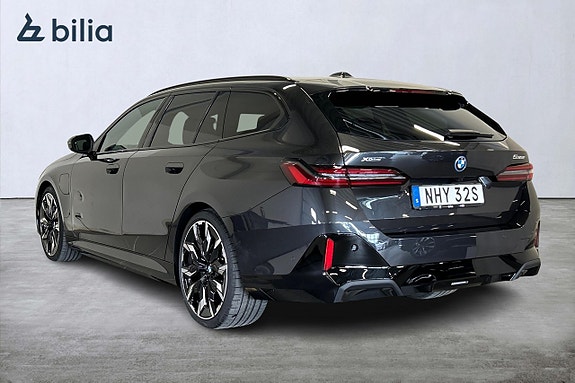 BMW 530e 5 of 21