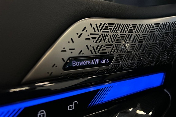 BMW 530e 17 of 21
