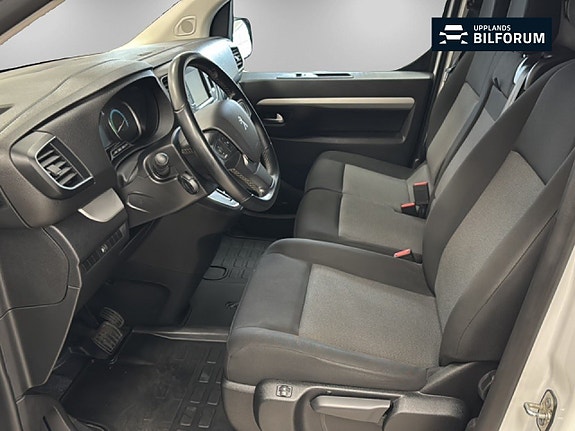Peugeot e-Expert 7 of 17
