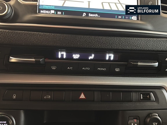 Peugeot e-Expert 13 of 17