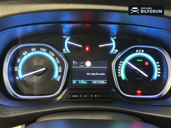 Peugeot e-Expert 10 of 17