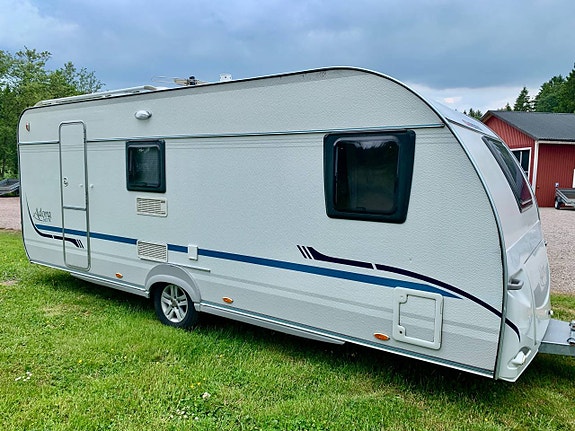 Adria Adora 563 TK 2009 Barnkammarvagn solceller
