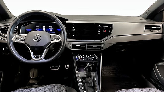 Volkswagen Taigo 10 of 12