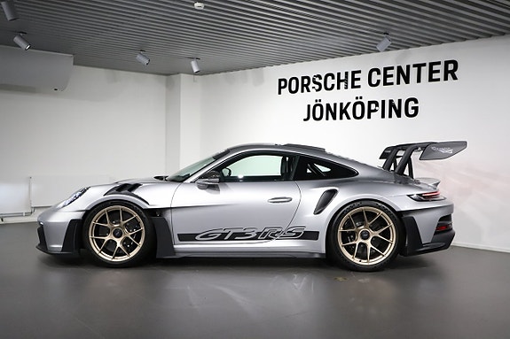 Porsche 911 GT3 RS 2 of 5